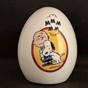 1958 SNOOPY BEAGLE PEANUTS HUGGING CHARLIE BROWN AVIVA VTG CERAMIC JAPAN EGG EUC